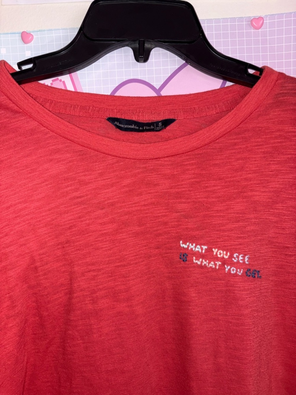 Abercrombie & Fitch Red Crewneck Long Sleeve Tee